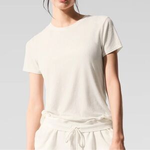 ALO Yoga Ribbed Sea Coast Tee- Size Small